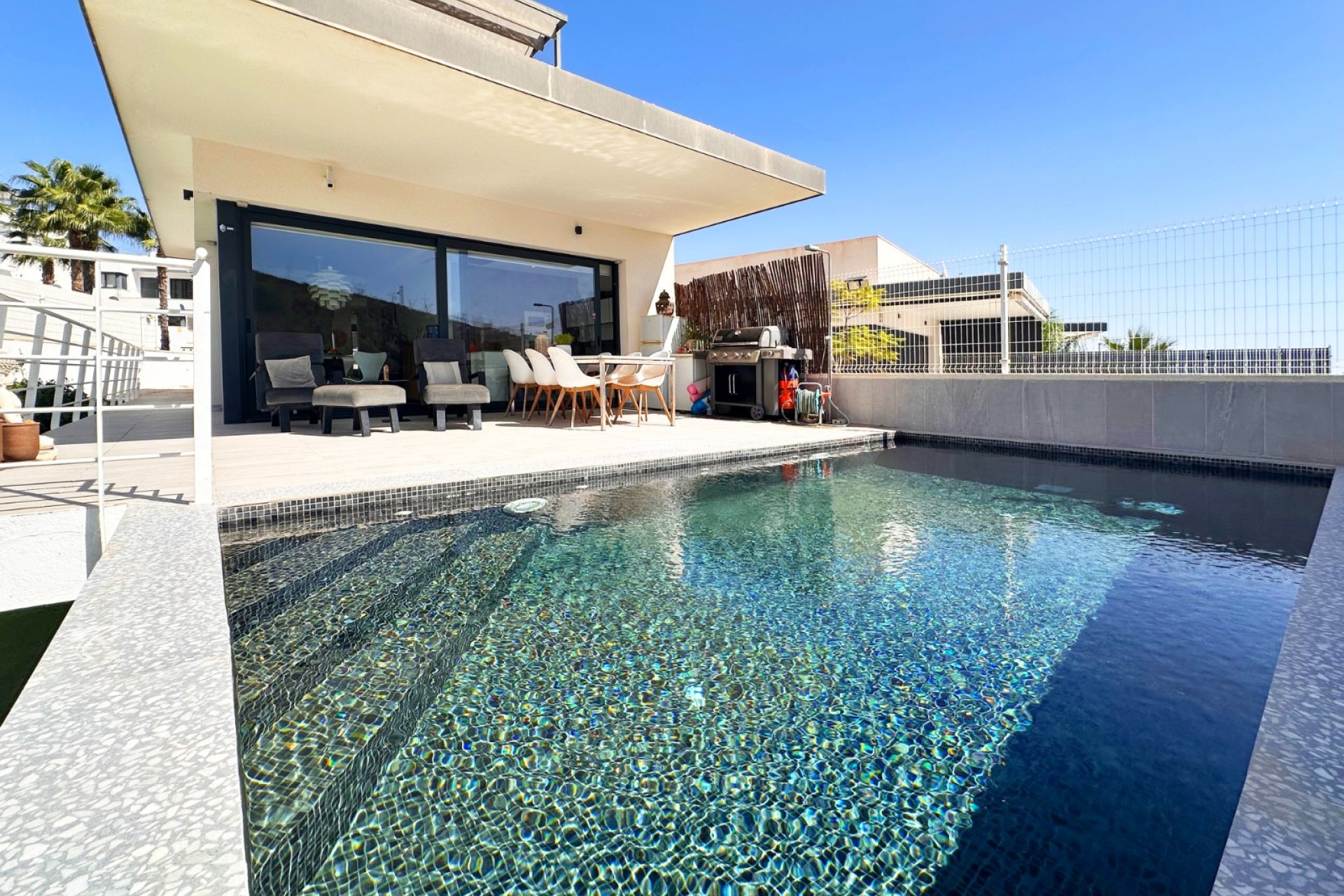 Resale - VILLA -
SAN MIGUEL DE SALINAS - Inland