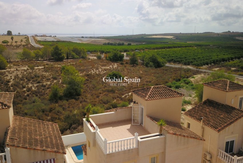 Resale - VILLA -
San Miguel de Salinas - Lake View Mansions
