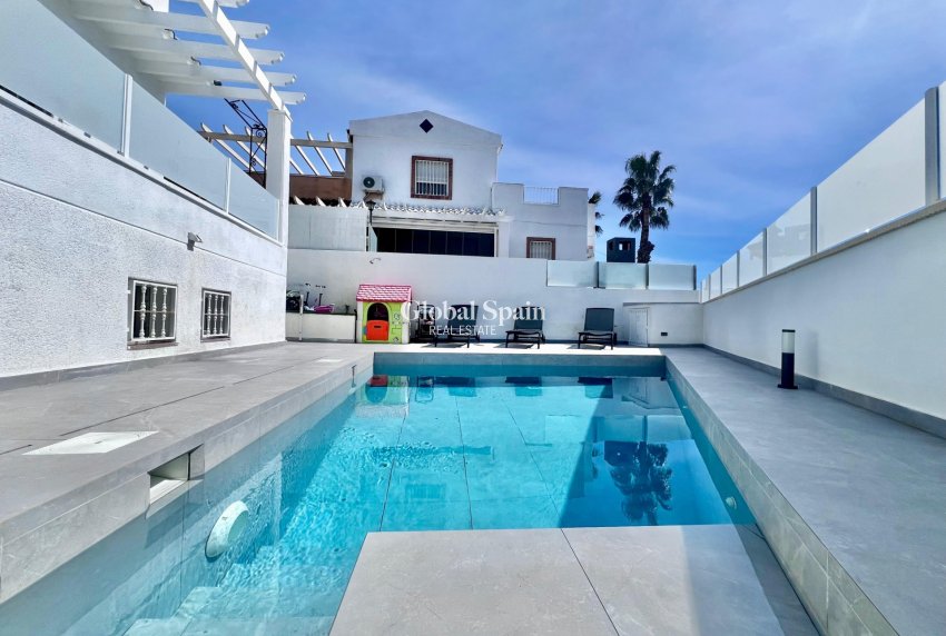 Resale - VILLA -
SAN MIGUEL DE SALINAS - Las filipinas