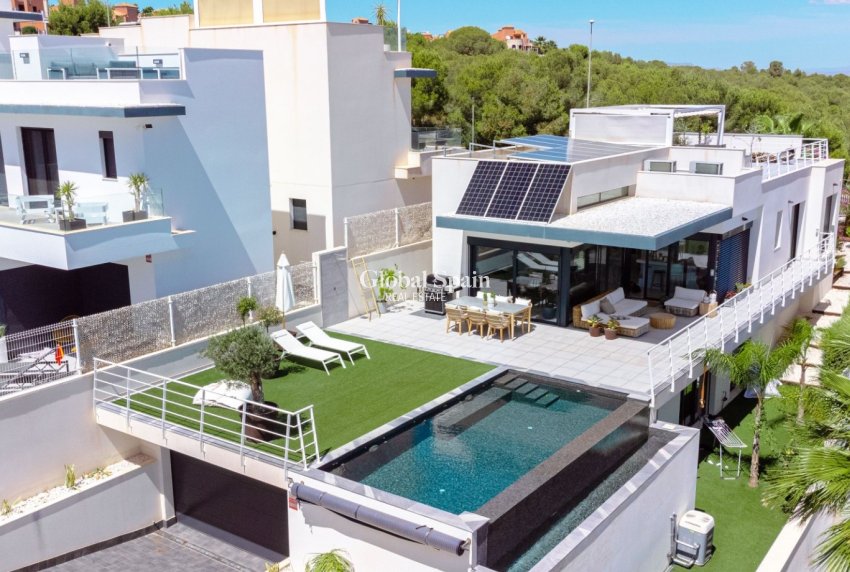 Resale - Villa -
SAN MIGUEL DE SALINAS - San Miguel de Salinas