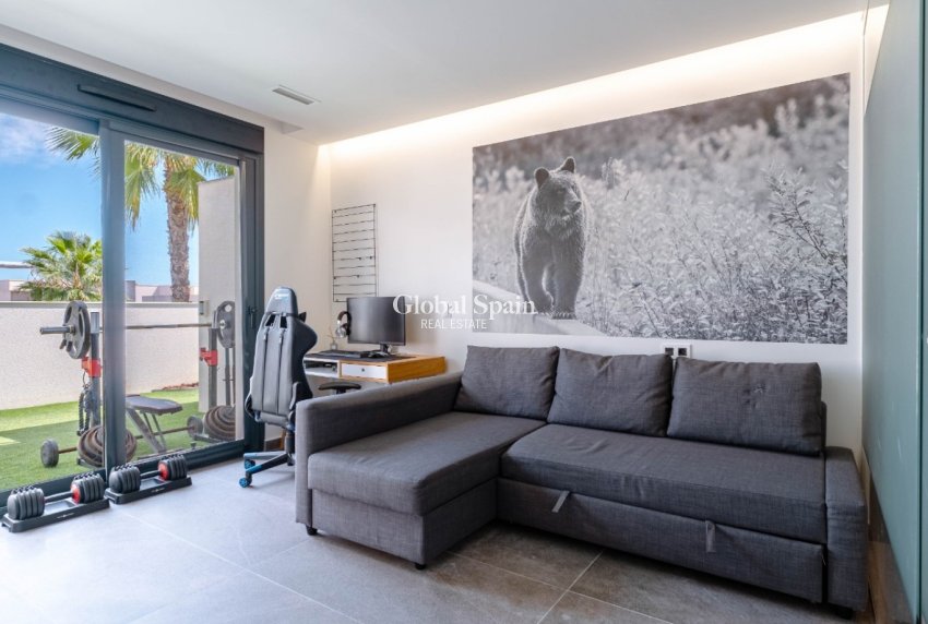 Resale - Villa -
SAN MIGUEL DE SALINAS - San Miguel de Salinas