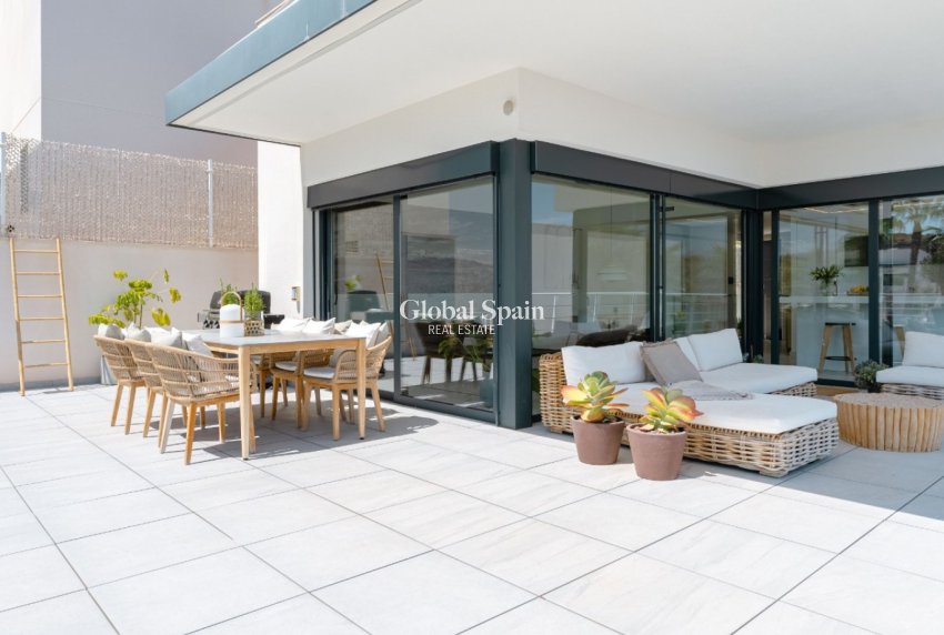 Resale - VILLA -
SAN MIGUEL DE SALINAS - San Miguel de Salinas