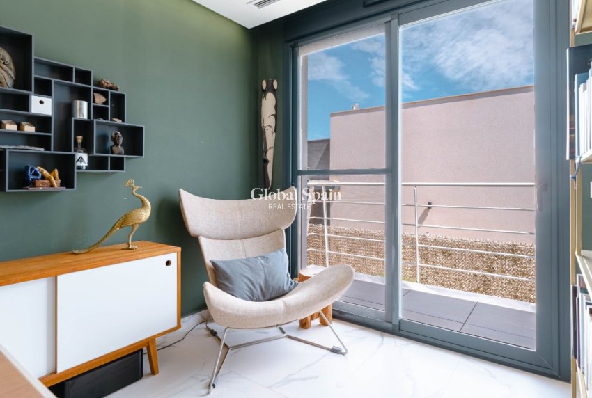 Resale - VILLA -
SAN MIGUEL DE SALINAS - San Miguel de Salinas