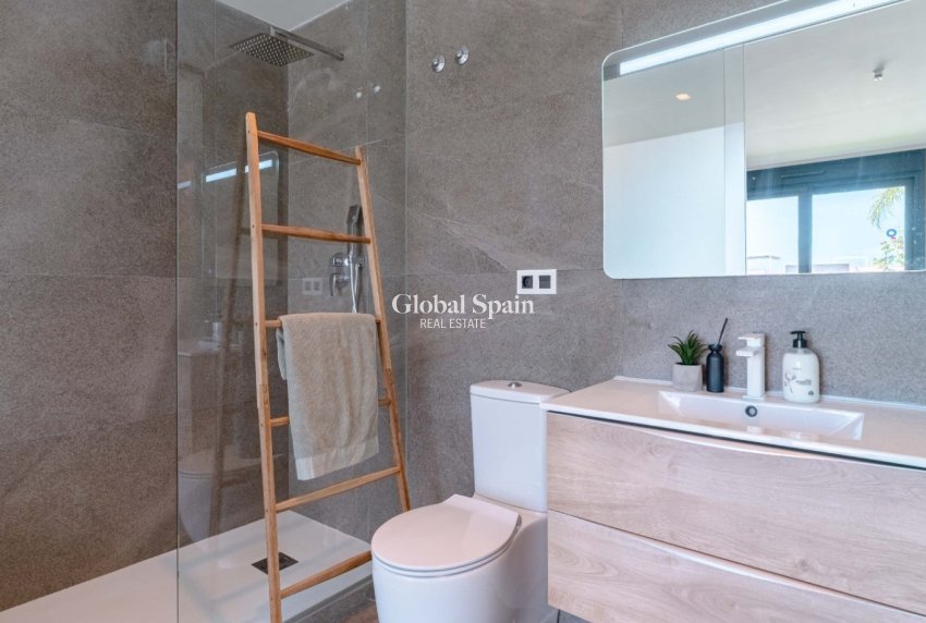 Resale - VILLA -
SAN MIGUEL DE SALINAS - San Miguel de Salinas