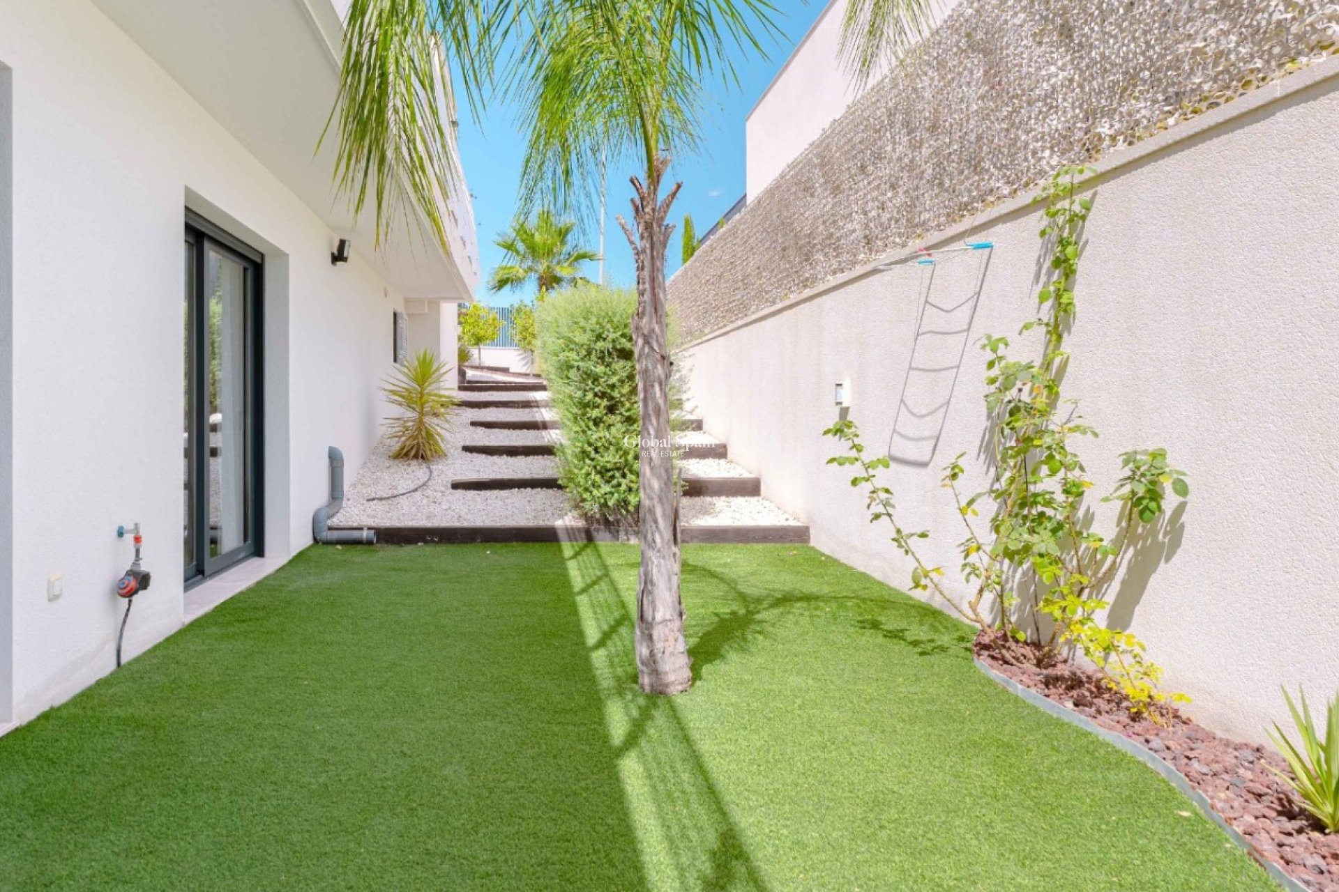 Resale - VILLA -
SAN MIGUEL DE SALINAS - San Miguel de Salinas