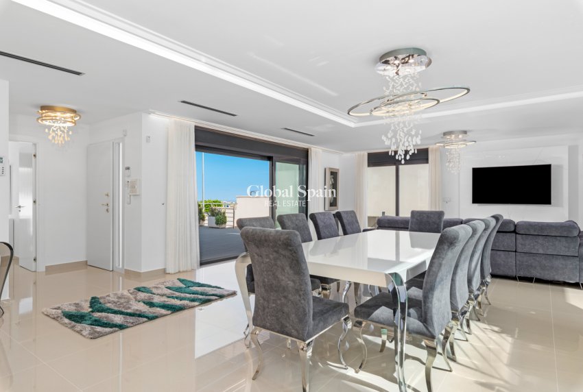 Resale - Villa -
SAN MIGUEL DE SALINAS - San Miguel Salinas