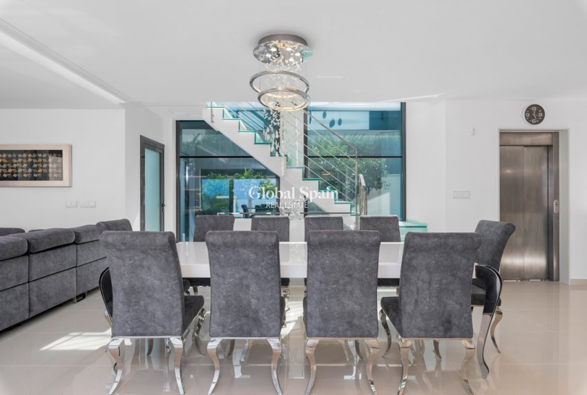 Resale - Villa -
SAN MIGUEL DE SALINAS - San Miguel Salinas