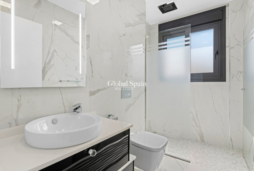 Resale - Villa -
SAN MIGUEL DE SALINAS - San Miguel Salinas