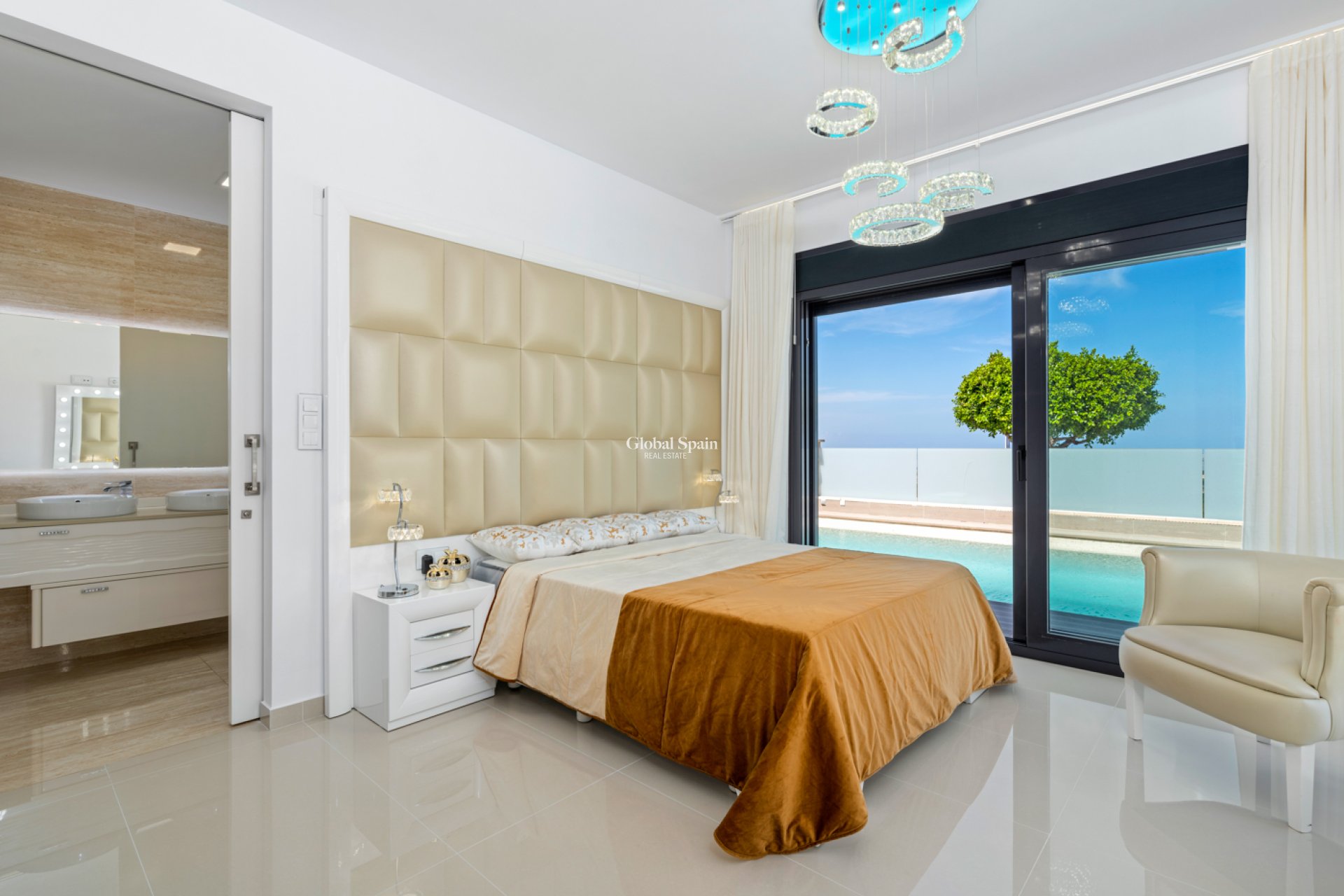 Resale - Villa -
SAN MIGUEL DE SALINAS - San Miguel Salinas