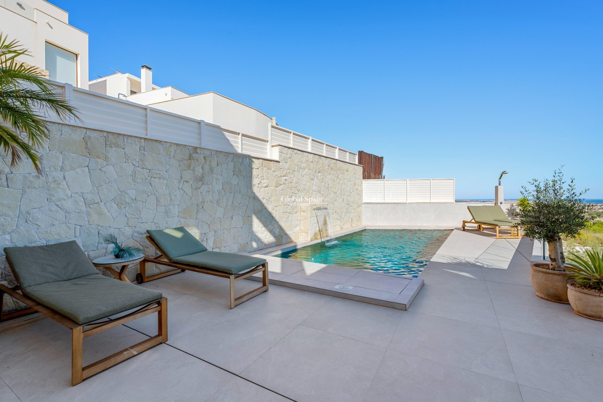 Resale - VILLA -
SAN MIGUEL DE SALINAS - San Miguel
