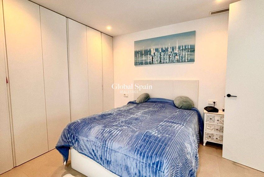 Resale - VILLA -
SAN MIGUEL DE SALINAS - Urbanizacion Blue Lagoon