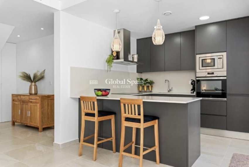 Resale - Villa -
SAN MIGUEL DE SALINAS