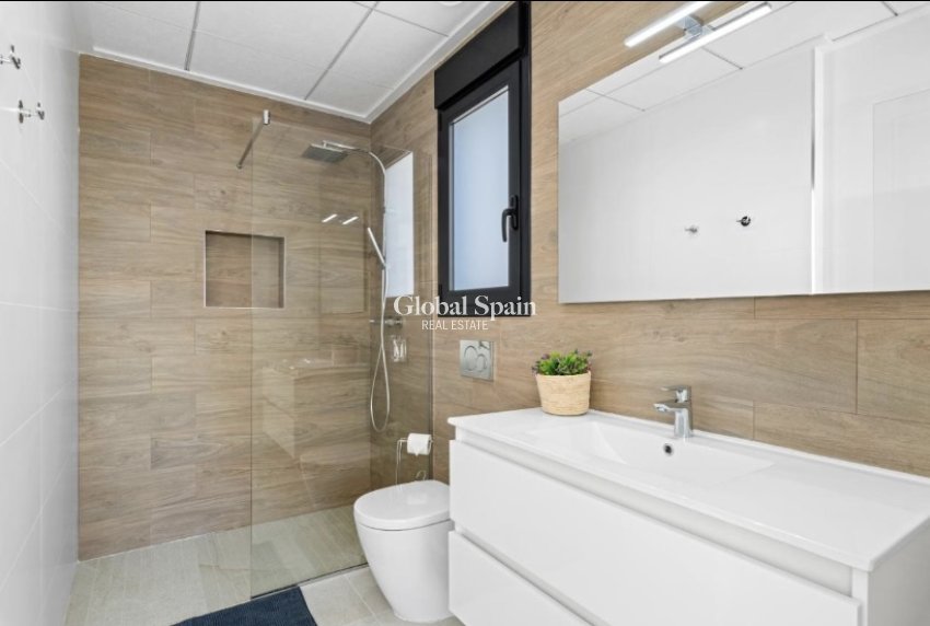 Resale - Villa -
SAN MIGUEL DE SALINAS