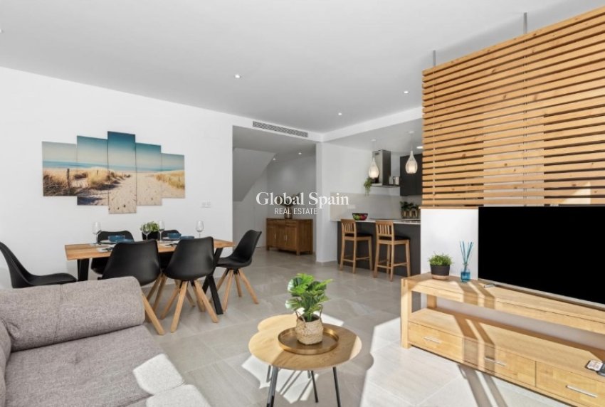 Resale - Villa -
SAN MIGUEL DE SALINAS