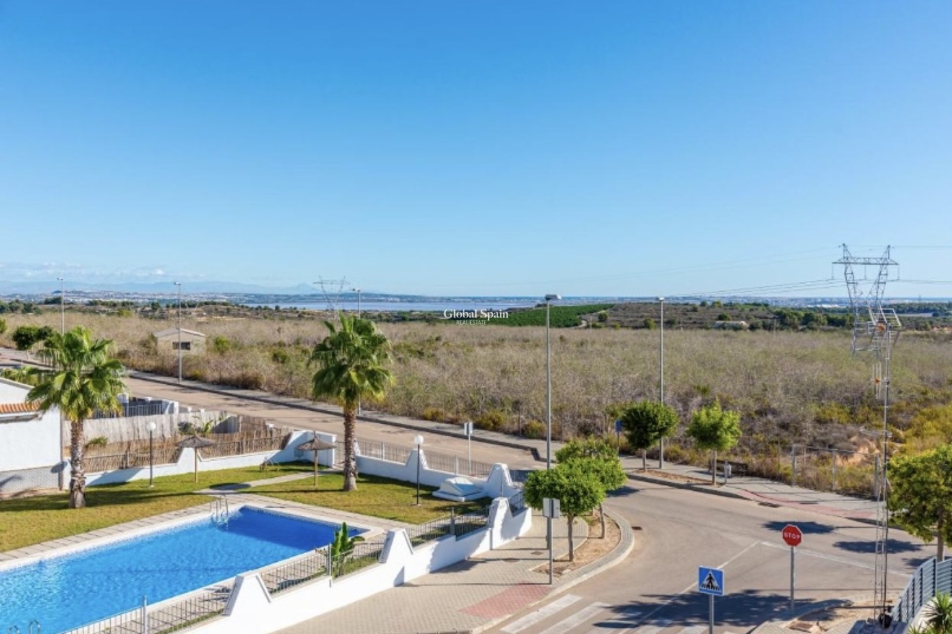 Resale - Villa -
SAN MIGUEL DE SALINAS
