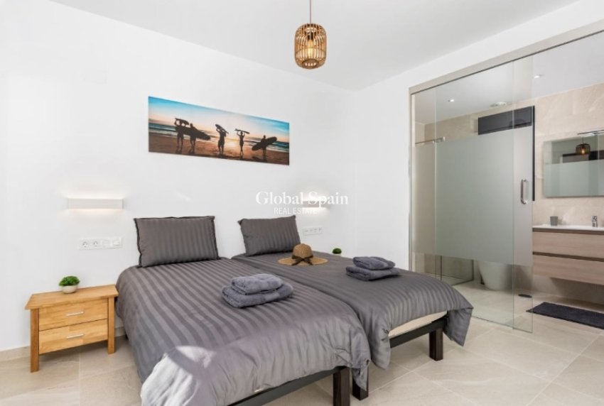 Resale - Villa -
SAN MIGUEL DE SALINAS