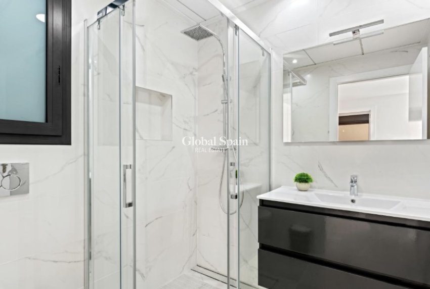 Resale - Villa -
SAN MIGUEL DE SALINAS