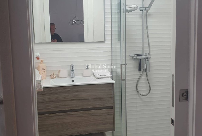 Resale - VILLA -
SAN PEDRO DEL PINATAR - CENTRO