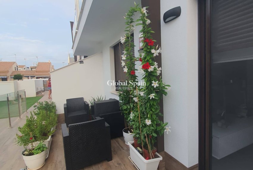 Resale - VILLA -
SAN PEDRO DEL PINATAR - CENTRO