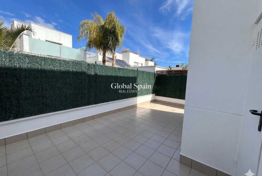 Resale - VILLA -
SAN PEDRO DEL PINATAR - Lo Pagan