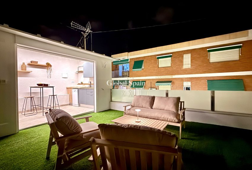 Resale - VILLA -
SAN PEDRO DEL PINATAR - Lo Pagan