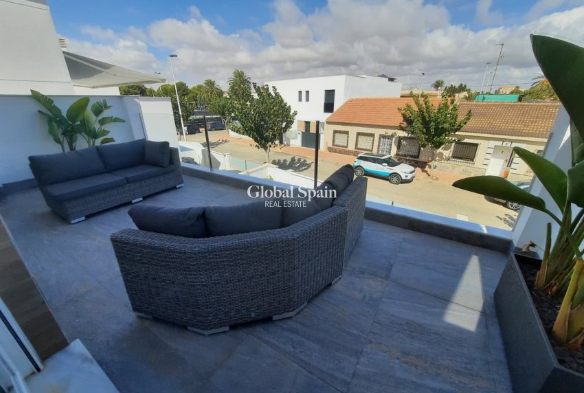 Resale - VILLA -
SAN PEDRO DEL PINATAR - San Pedro del Pintar