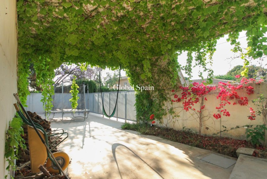 Resale - VILLA -
San Vicente del Raspeig - Inland