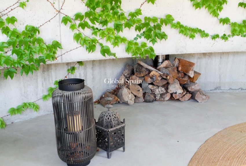 Resale - VILLA -
San Vicente del Raspeig - Inland