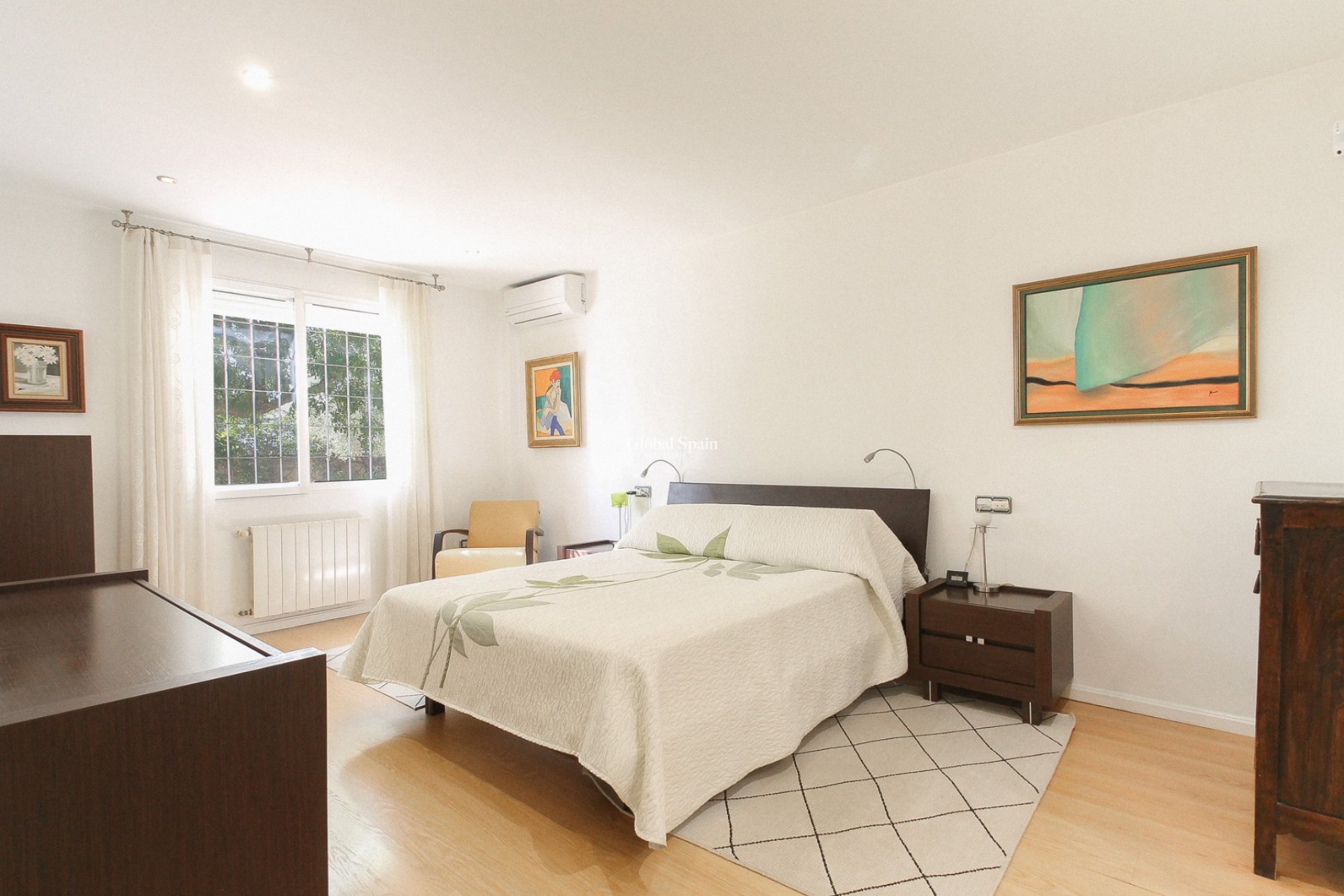 Resale - VILLA -
SAN VICENTE DEL RASPEIG - Inland