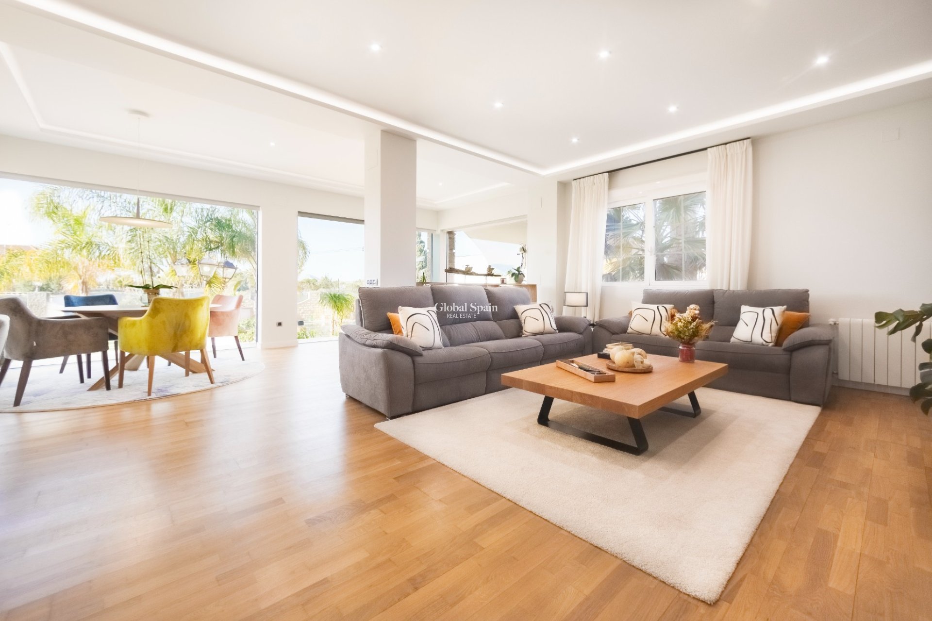 Resale - VILLA -
SAN VICENTE DEL RASPEIG - Inland