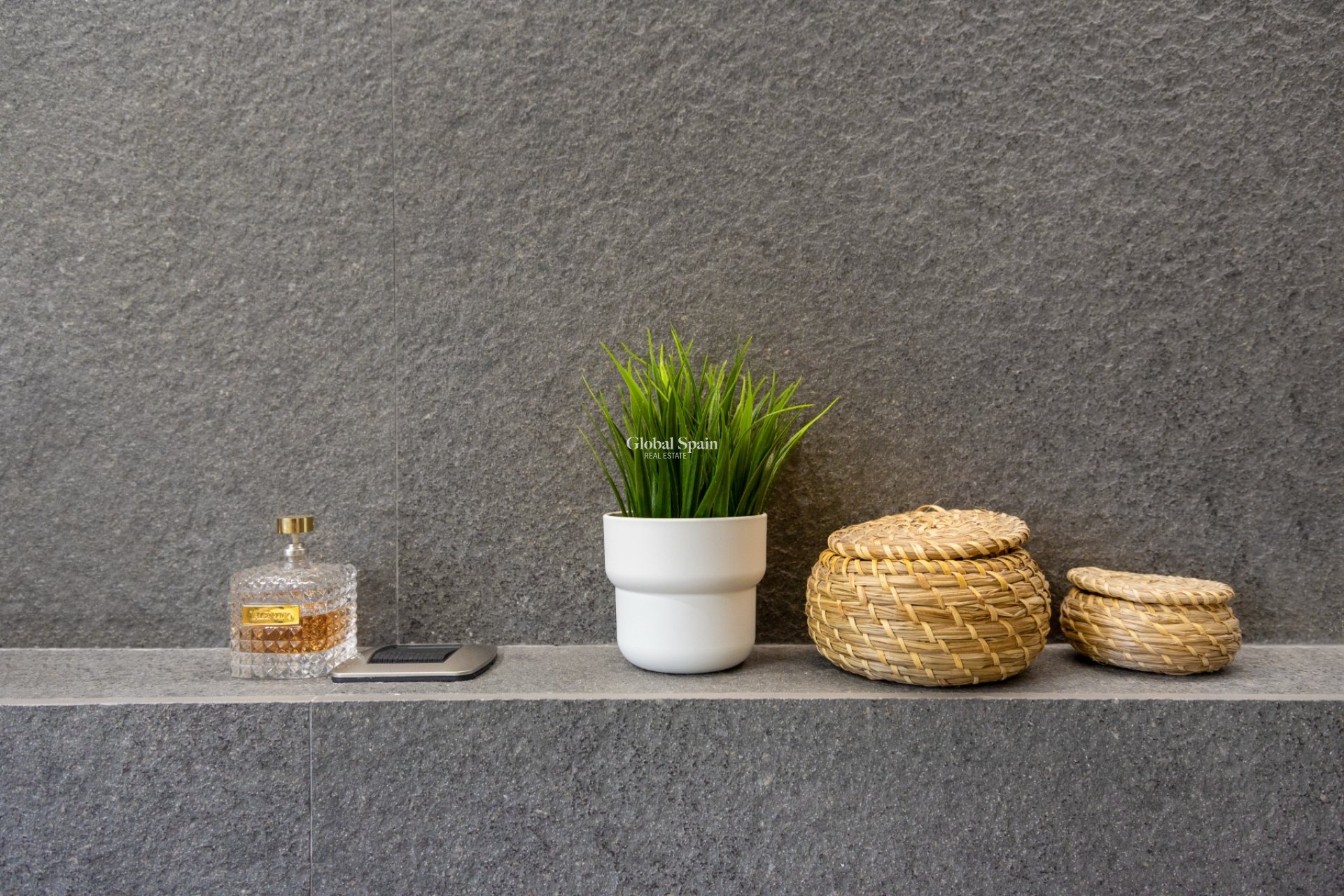 Resale - VILLA -
SAN VICENTE DEL RASPEIG - Inland