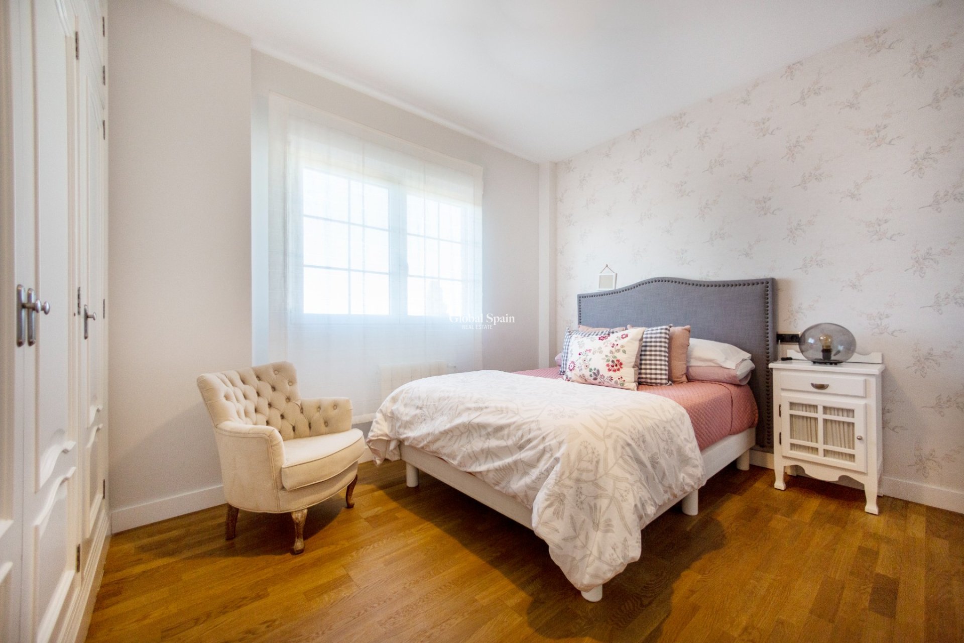 Resale - VILLA -
SAN VICENTE DEL RASPEIG - Inland