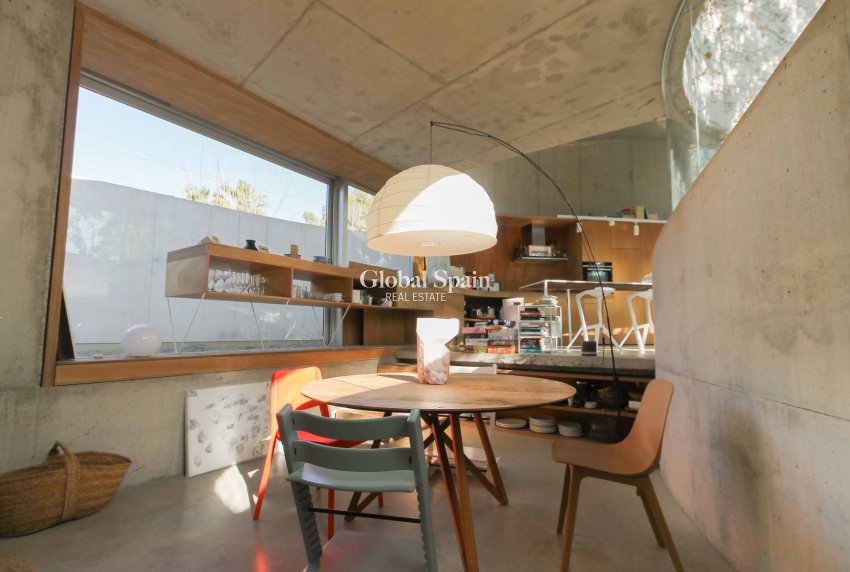 Resale - VILLA -
SAN VICENTE DEL RASPEIG - Inland