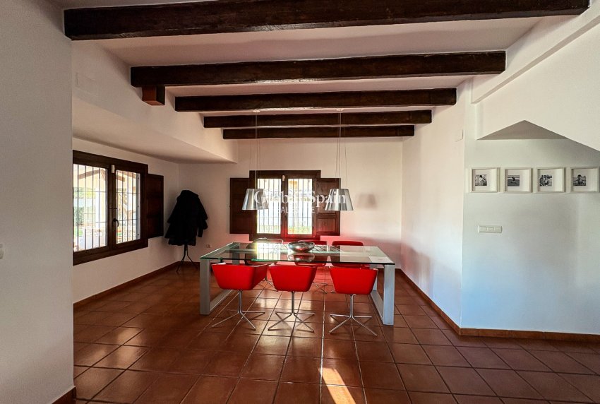 Resale - VILLA -
SANTA POLA - El Poble Llevanti
