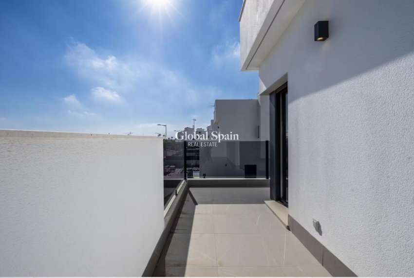 Resale - VILLA -
SANTA ROSALÍA - Costa Calida