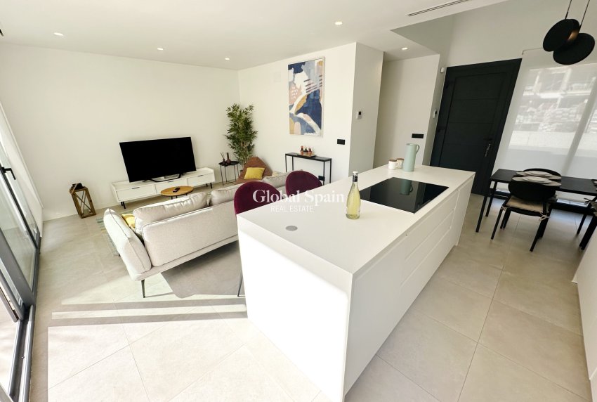 Resale - VILLA -
SANTA ROSALÍA - Inland