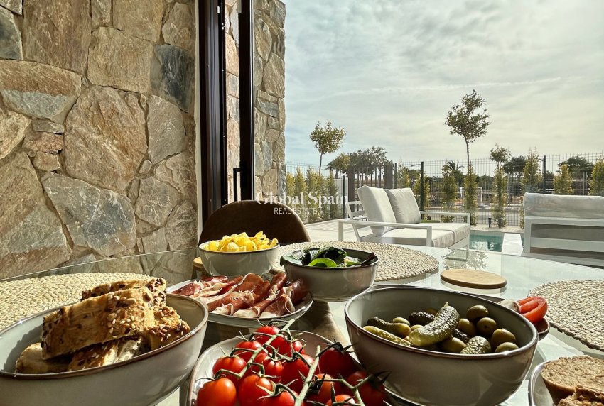 Resale - VILLA -
SANTA ROSALÍA - Inland