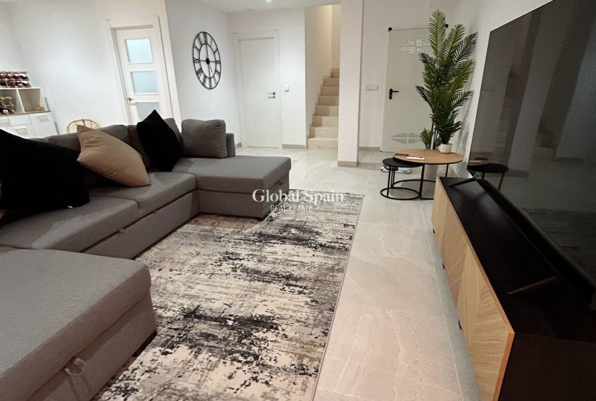 Resale - VILLA -
SANTA ROSALÍA - Inland