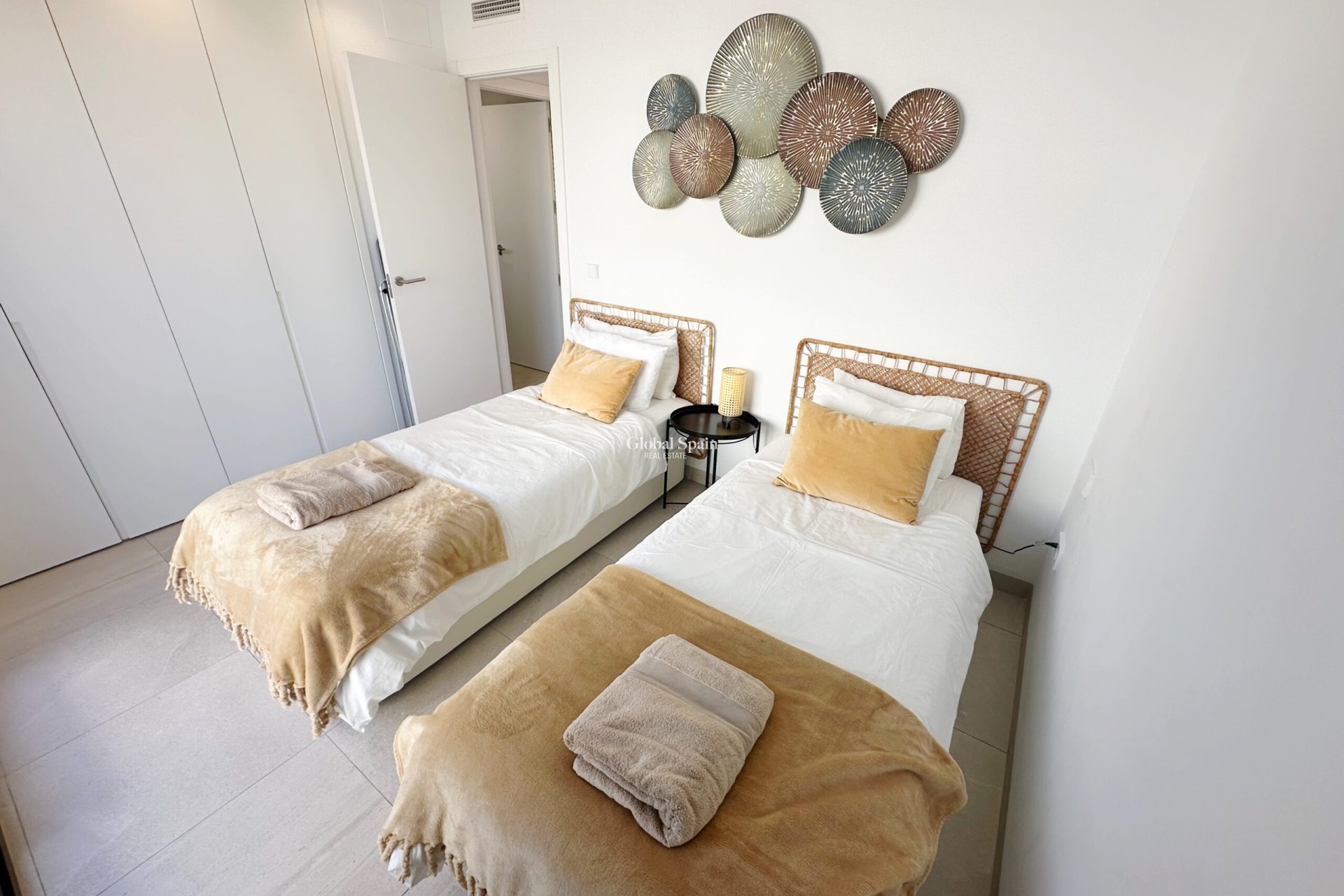 Resale - VILLA -
SANTA ROSALÍA - Inland