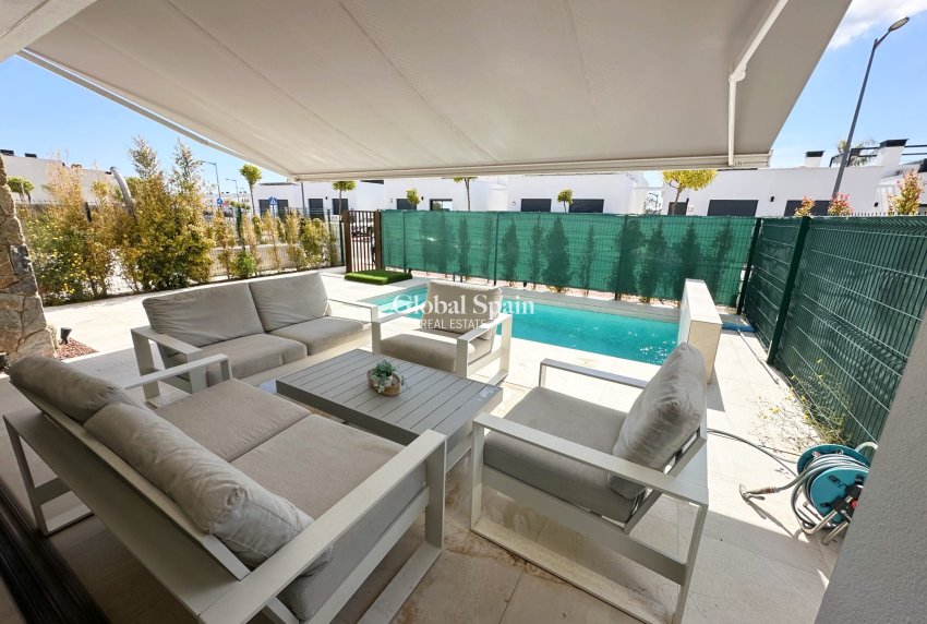 Resale - VILLA -
SANTA ROSALÍA - Inland