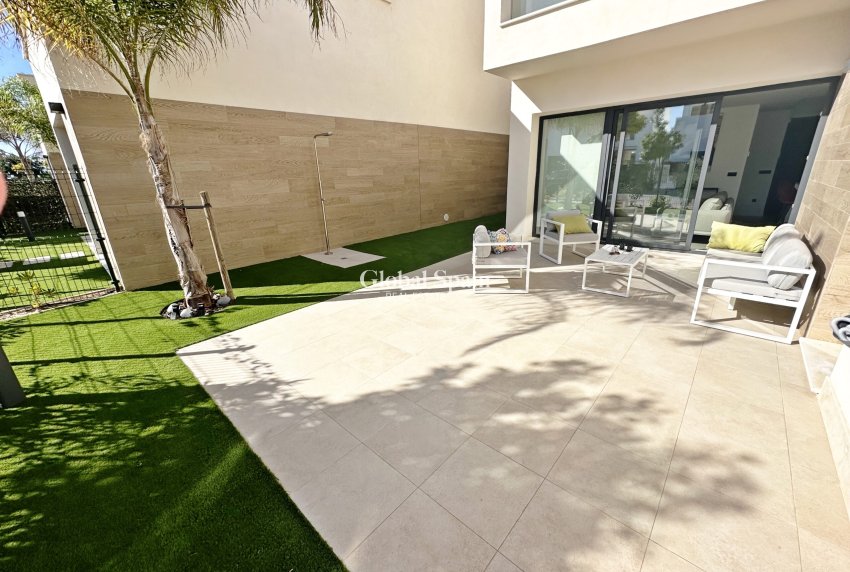 Resale - VILLA -
SANTA ROSALÍA - Inland