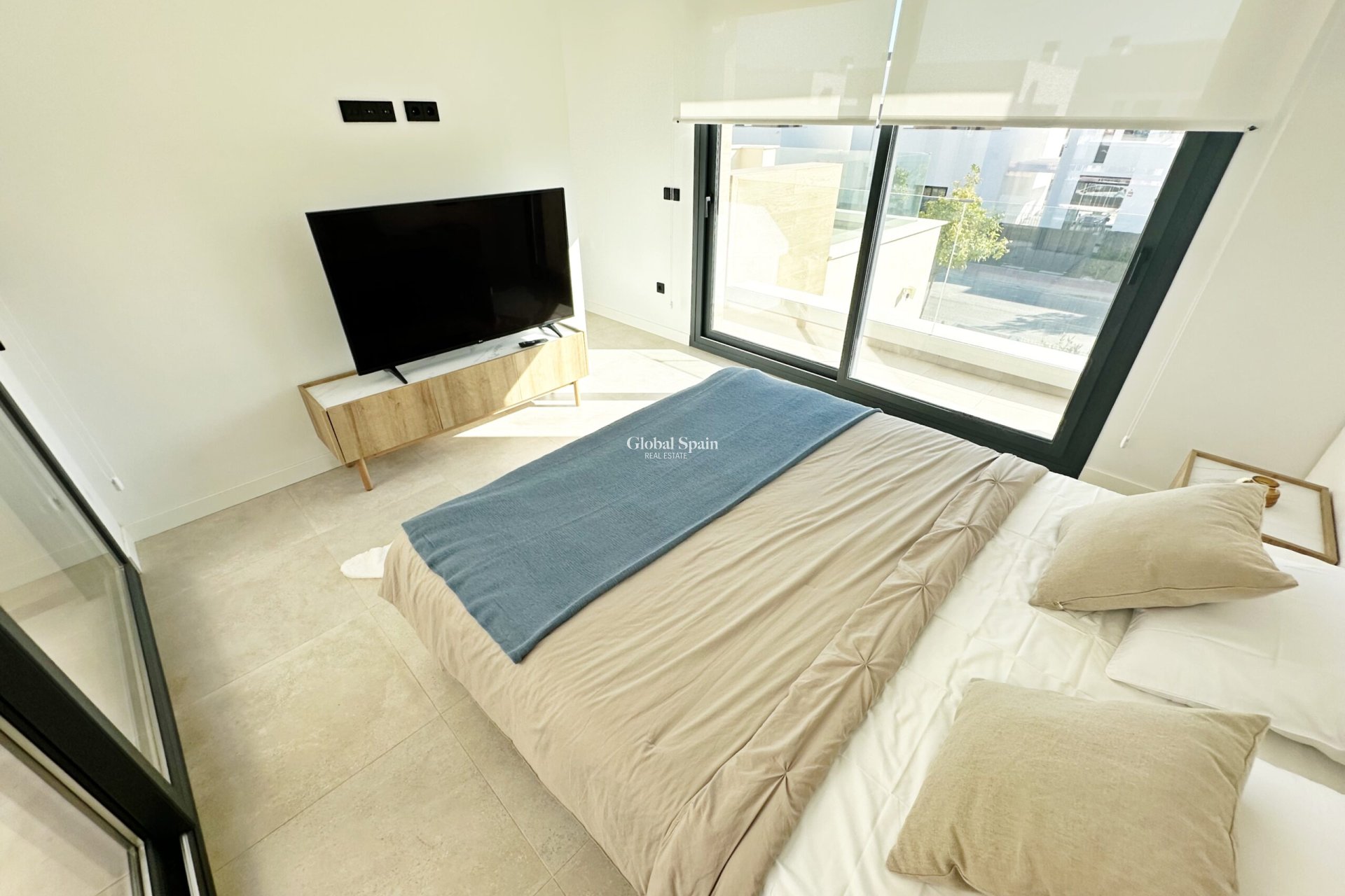 Resale - VILLA -
SANTA ROSALÍA - Inland