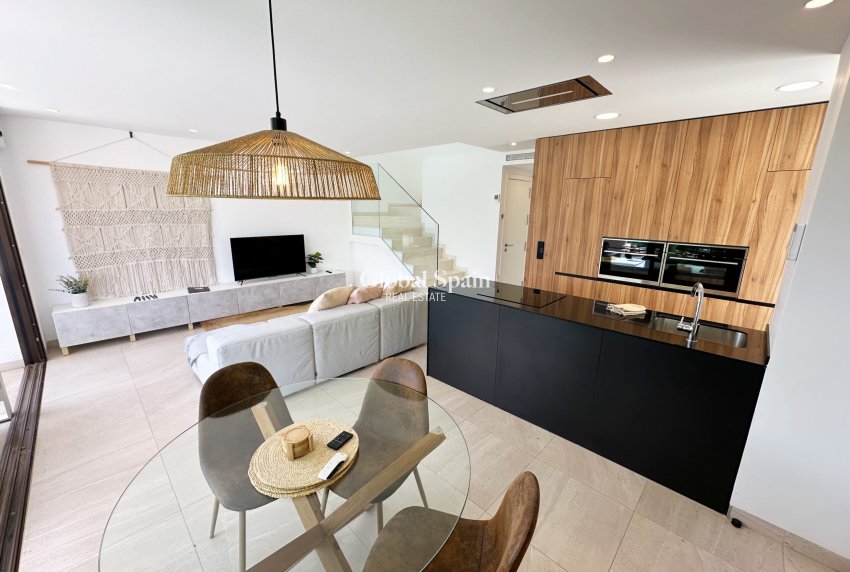 Resale - VILLA -
SANTA ROSALÍA - Inland