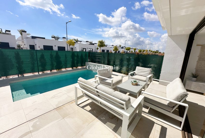 Resale - VILLA -
SANTA ROSALÍA - Inland