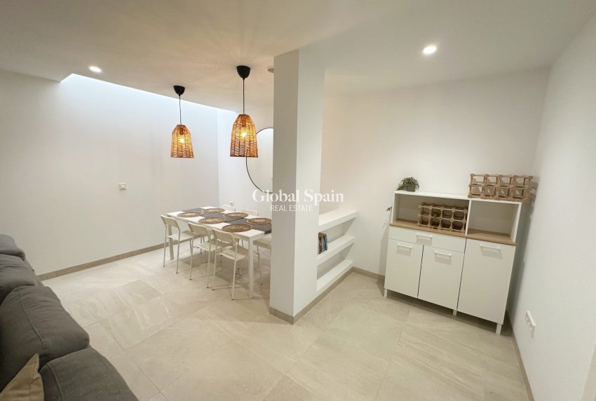 Resale - VILLA -
SANTA ROSALÍA - Inland