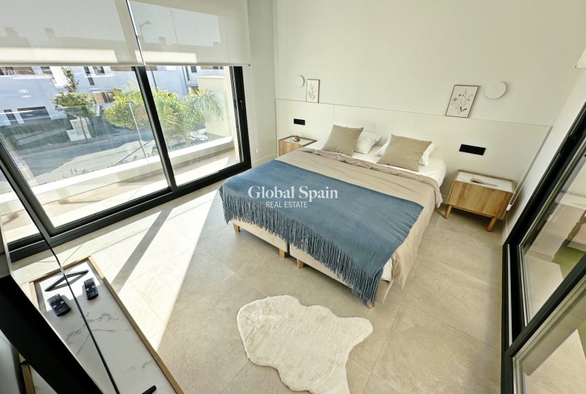 Resale - VILLA -
SANTA ROSALÍA - Inland