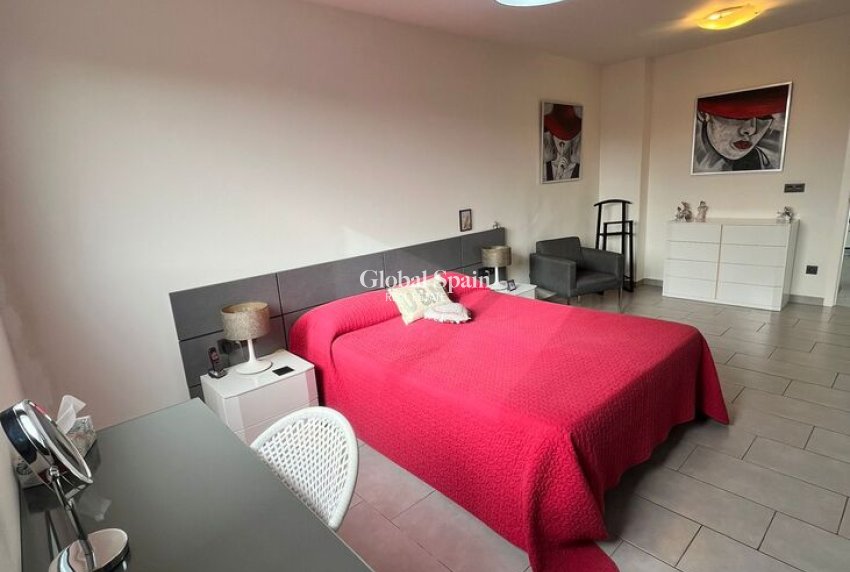 Resale - VILLA -
SANTIAGO DE LA RIBERA - Costa Calida