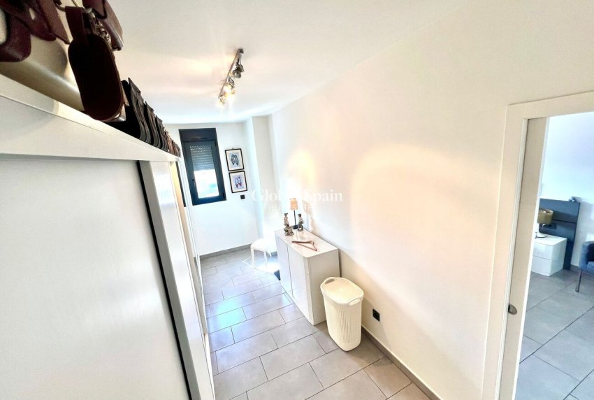 Resale - VILLA -
SANTIAGO DE LA RIBERA - Costa Calida