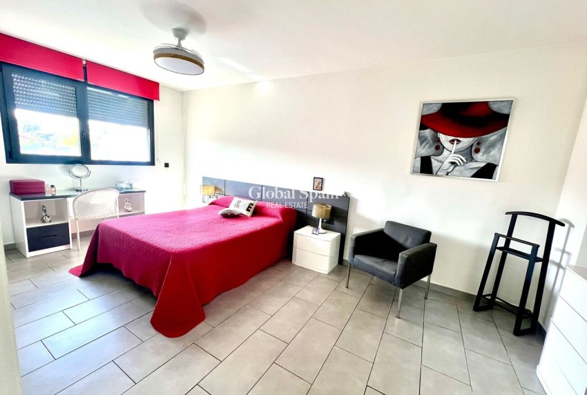 Resale - VILLA -
SANTIAGO DE LA RIBERA - Costa Calida