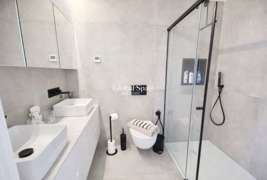 Resale - VILLA -
SANTIAGO DE LA RIBERA - Costa Calida